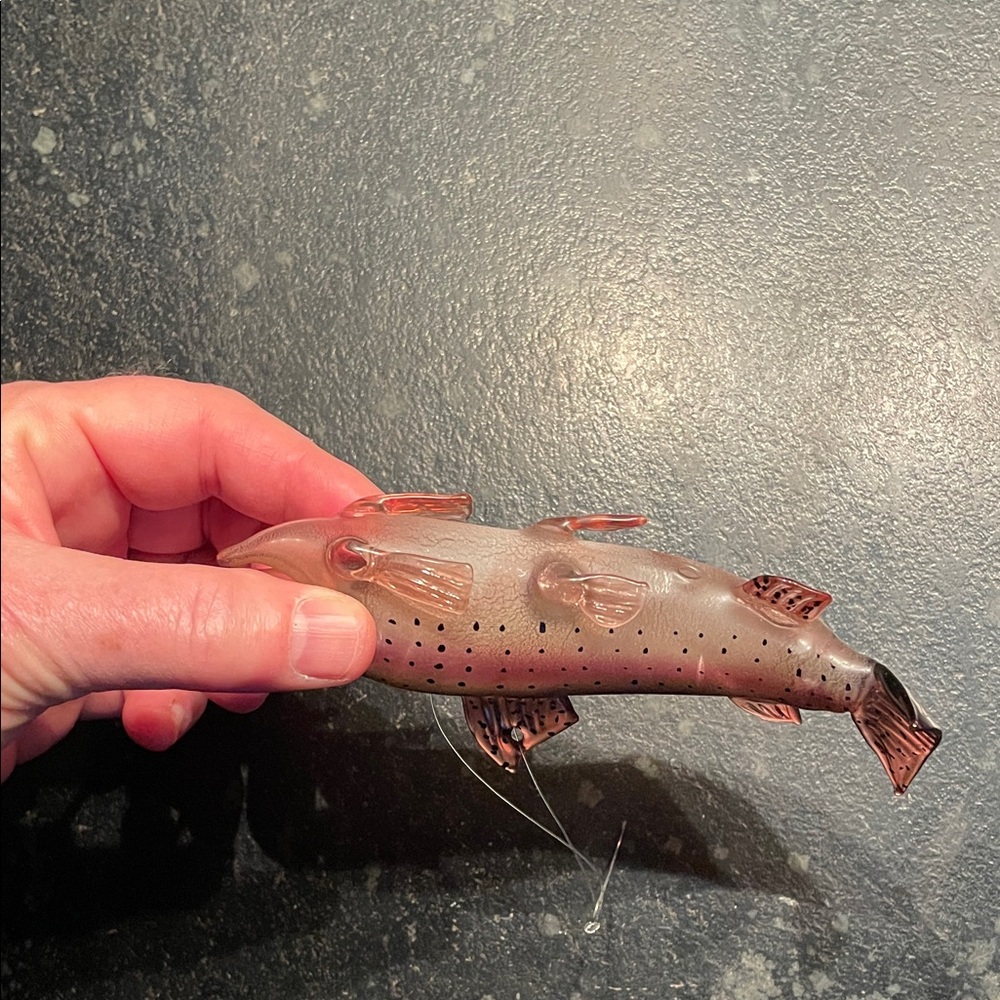 Gorgeous Blown Glass Trout Ornament (NWOT) - Picture 5 of 8